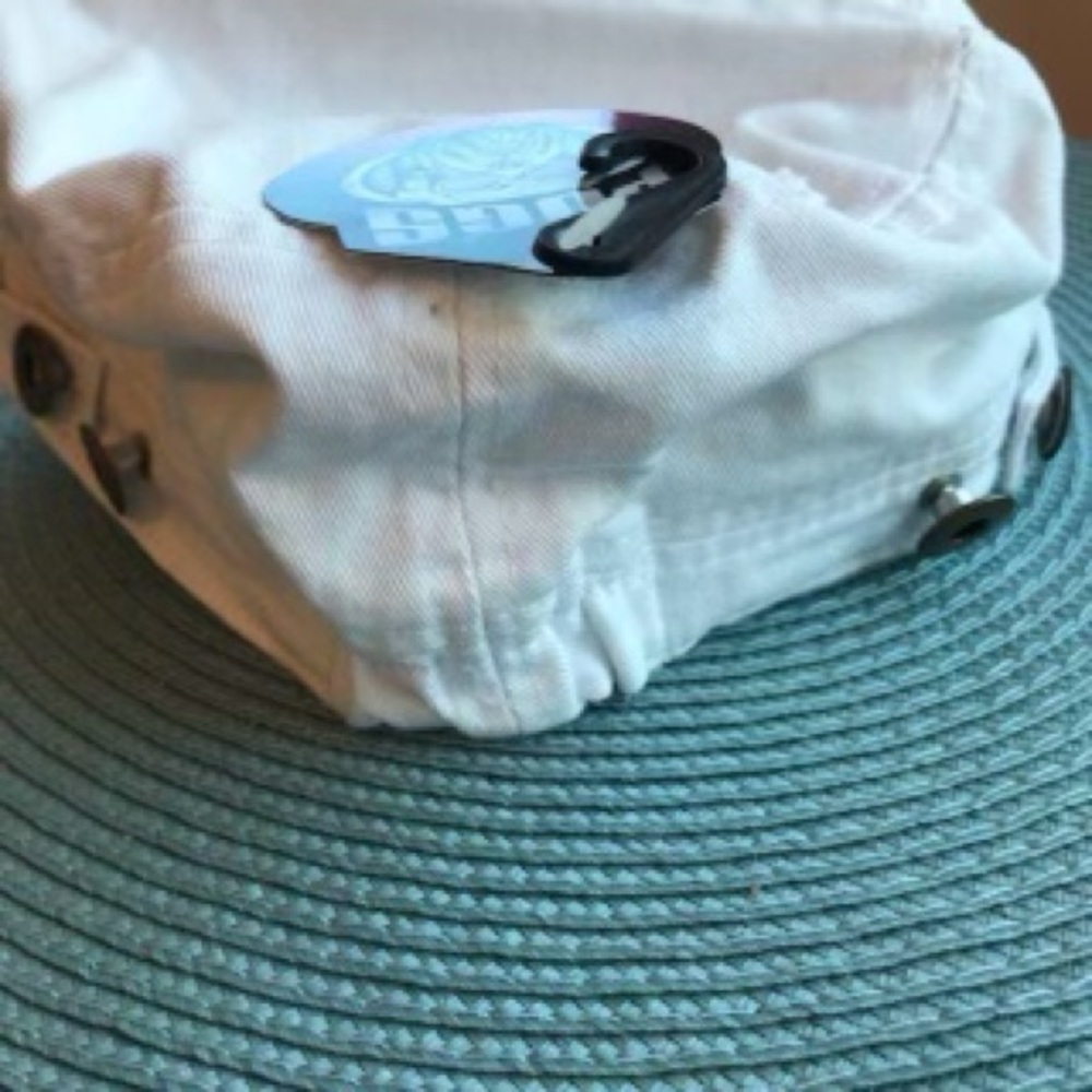 BLINGY BILLED HAT. Distressed White denim with bling & button accents. - Picture 6 of 7